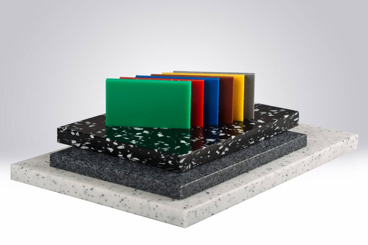 RACEPLAST GmbH — CNC-Fertigung technischer Kunststoffteile